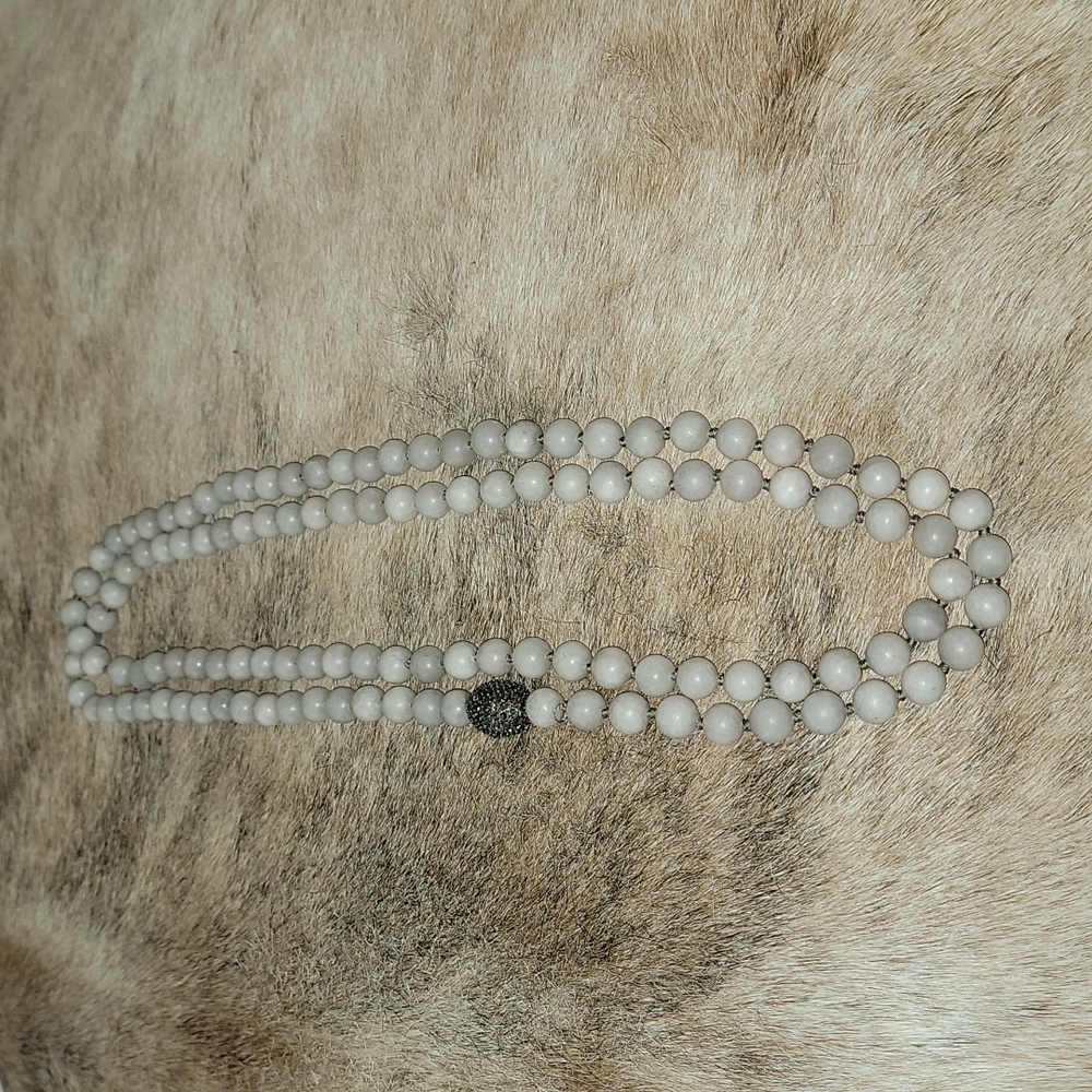 Gorgeous Cream Jasper Round Stone & Hematite Necklace